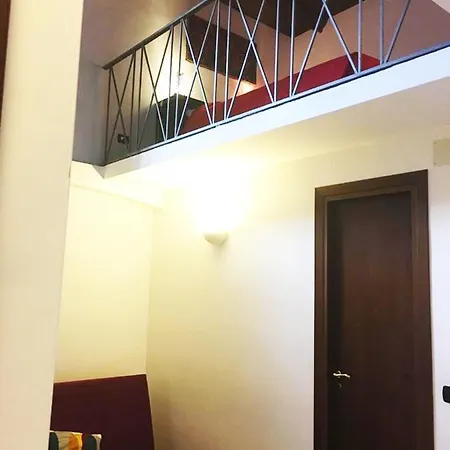 25 Apartment